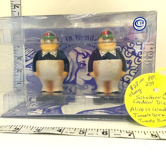 Alice in Wonderland Salt&Pepper Shakers, Tweedle Dee, Tweedle Dum NIB - Picture 3 of 5